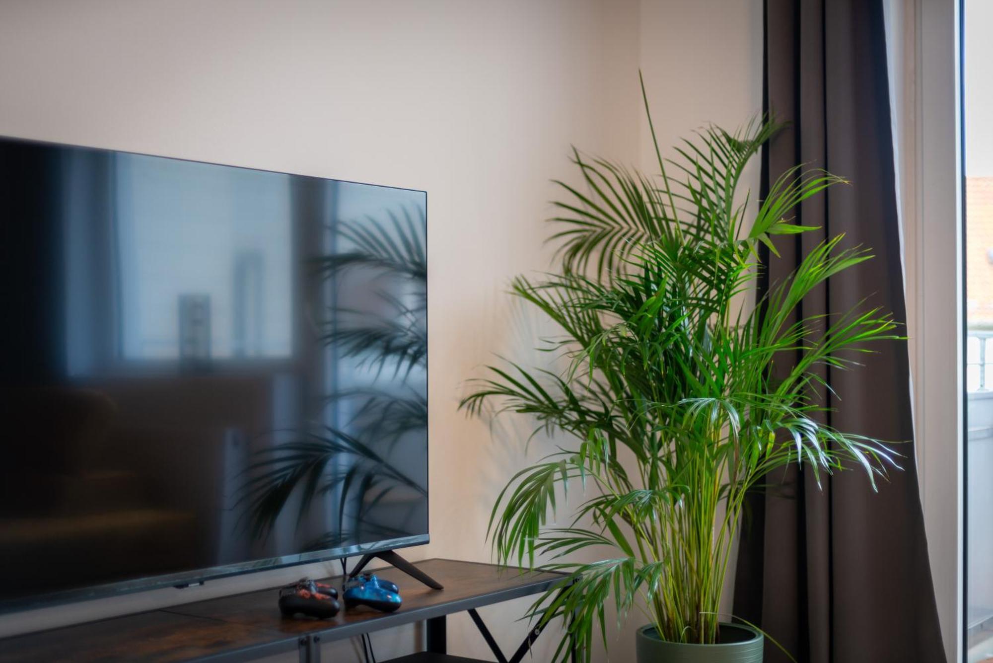 Homely-Apartment Manhattanart, Zentral, Parkplatz, Billard,Ps4, Dart, Balkon 빌레펠트 외부 사진