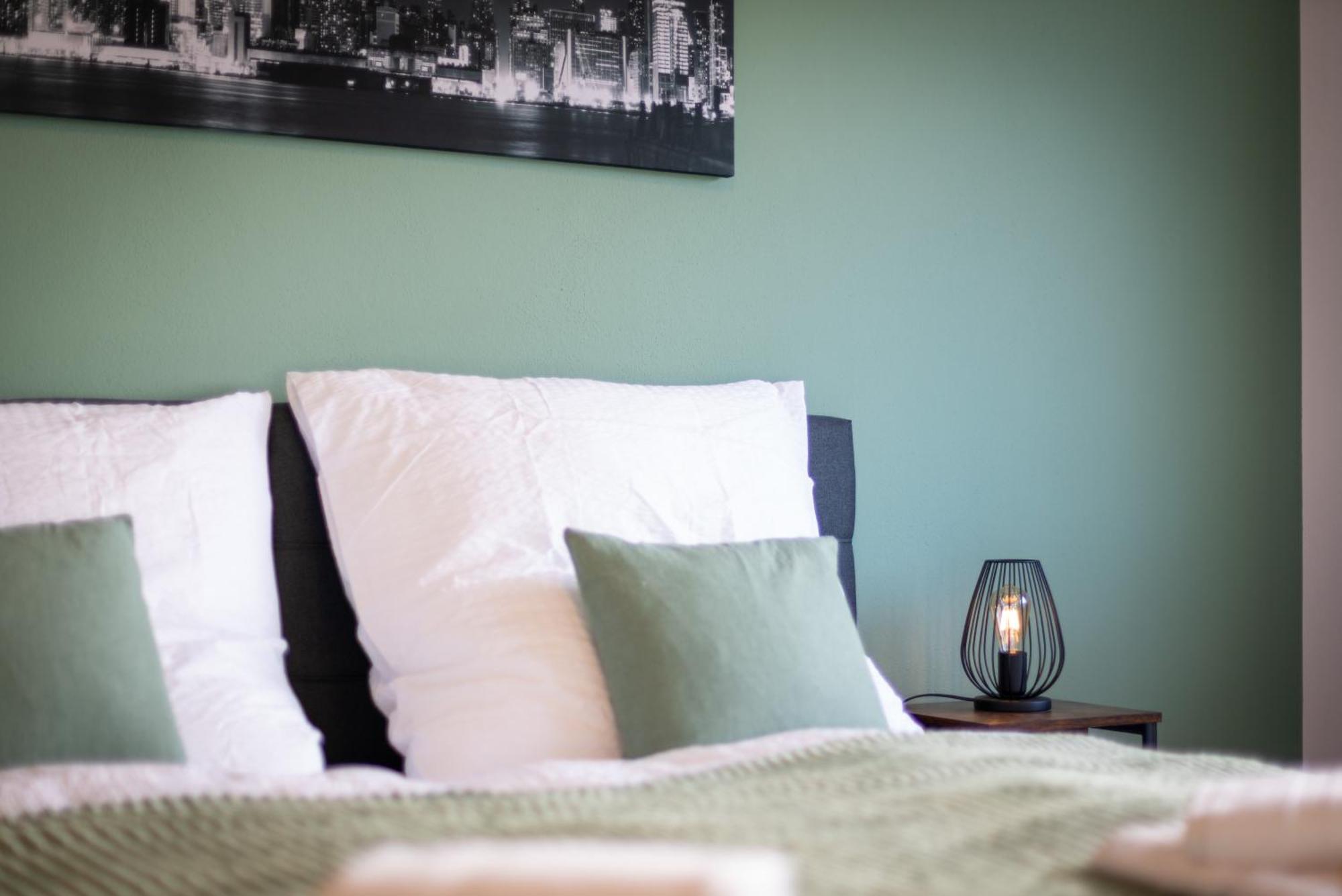 Homely-Apartment Manhattanart, Zentral, Parkplatz, Billard,Ps4, Dart, Balkon 빌레펠트 외부 사진